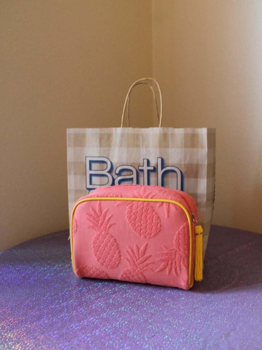Bath & Body Works Pink Pineapple Beaded Cosmetic Bag Makeup Pouch NWT
